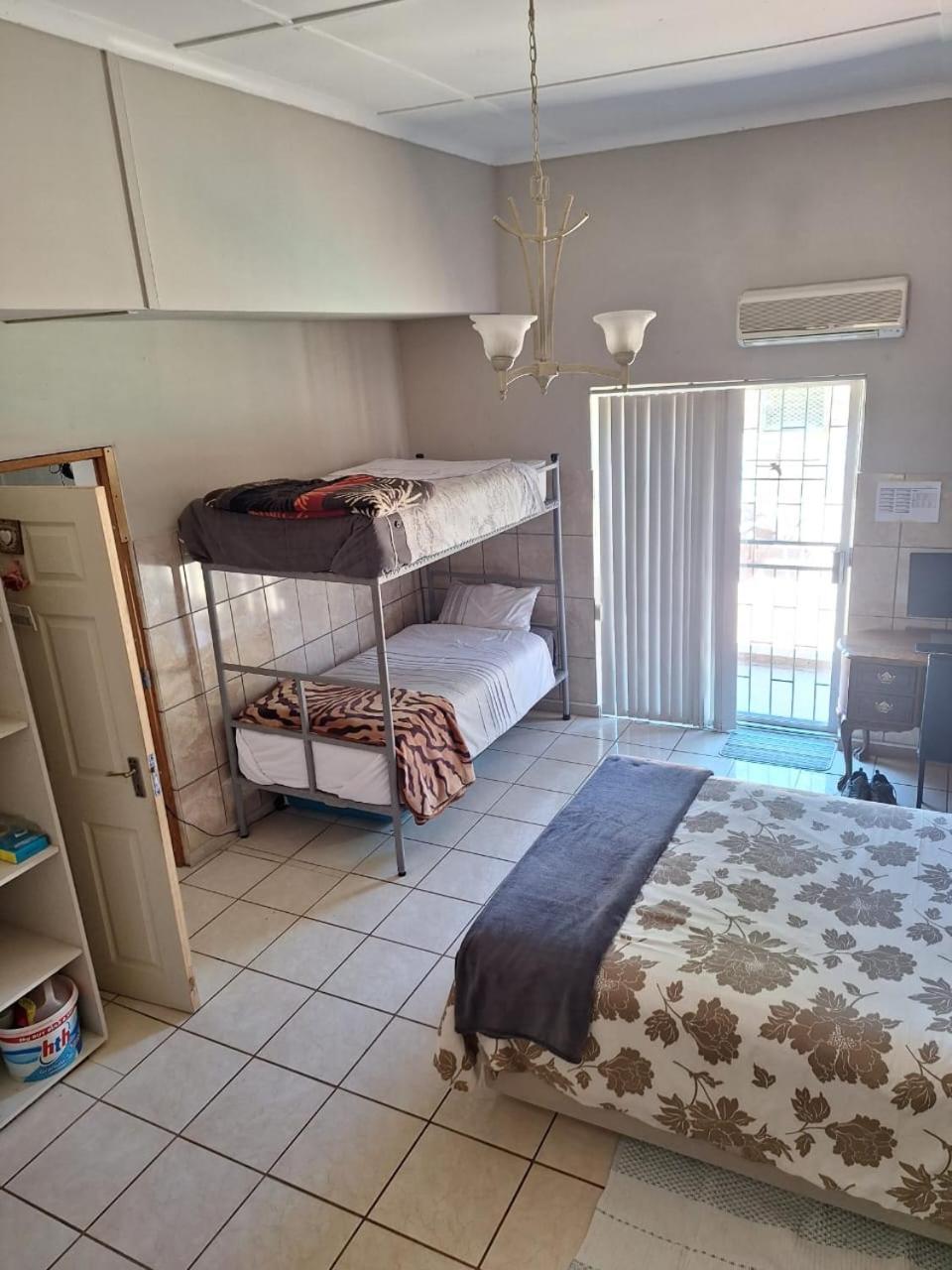 Bed and Breakfast Breaking Dawn Noupoort Экстерьер фото