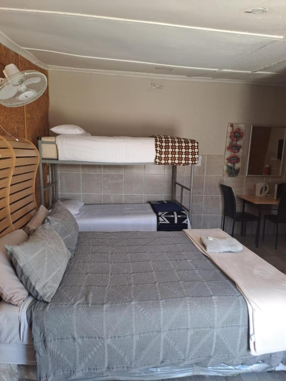 Bed and Breakfast Breaking Dawn Noupoort Экстерьер фото
